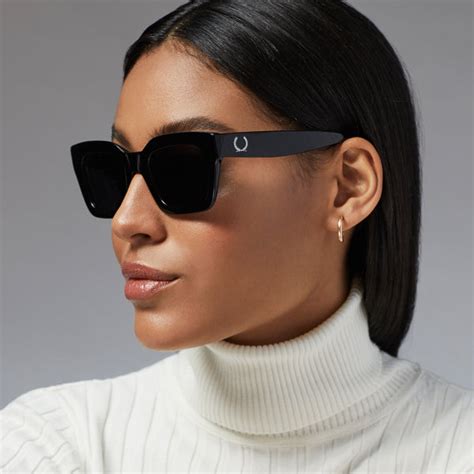 alfred sung glasses